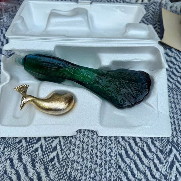Avon Peacock Feather Design Fragrance Box - Picture 7 of 7